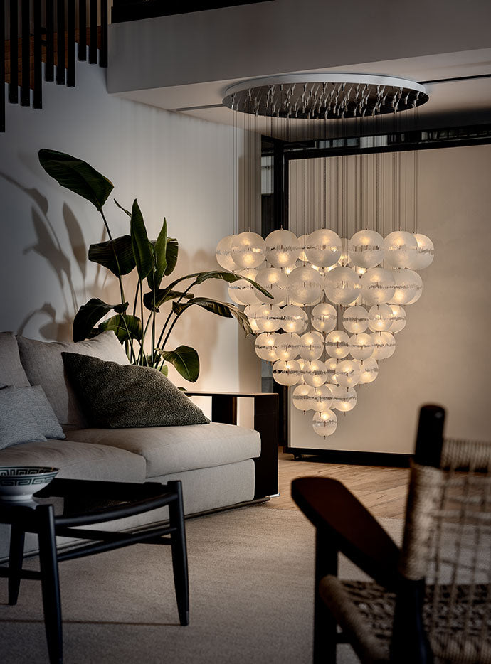 Żyrandol PostKrisi Chandelier