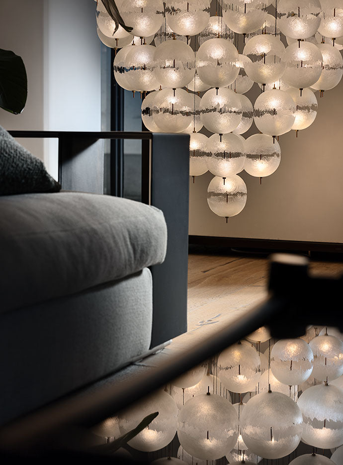 Żyrandol PostKrisi Chandelier