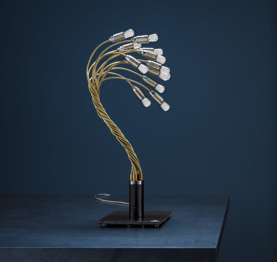 Bonsai table lamp