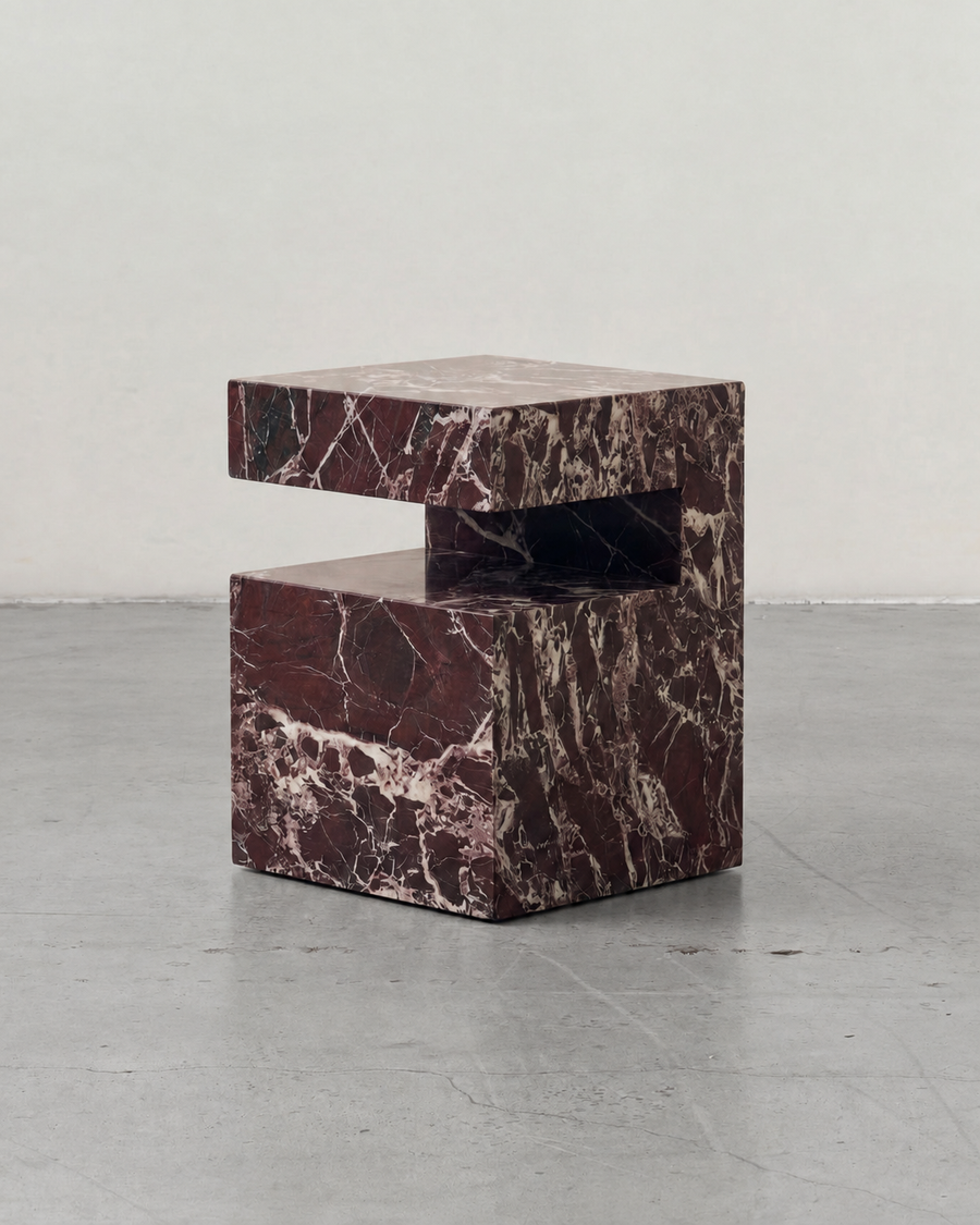 Rosso Levanto Qubic table