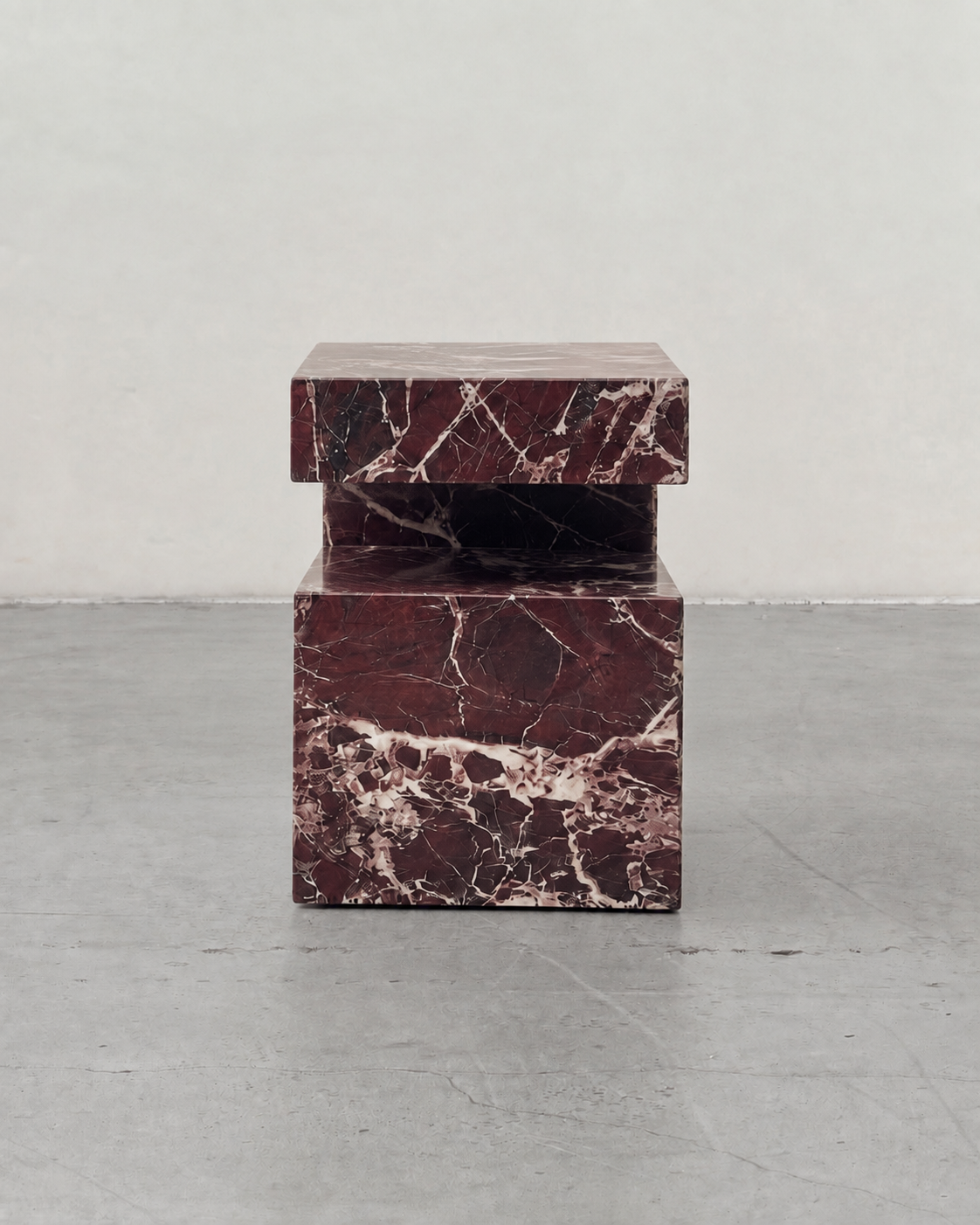 Rosso Levanto Qubic table