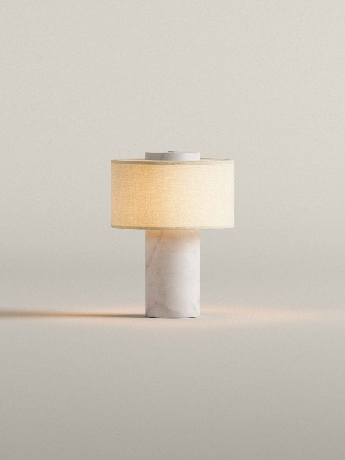 Lampa stołowa Merci Calacatta Marble
